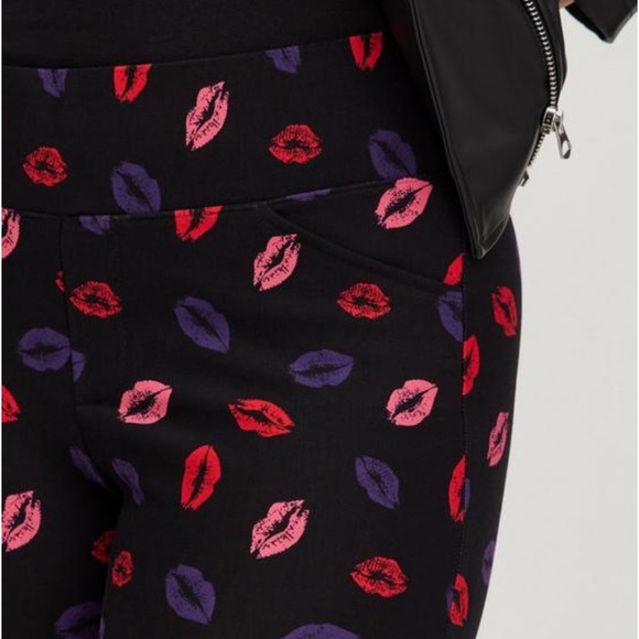 Torrid pocket pixie skinny studio lux Ponte high rise pants size 3X - Picture 5 of 6